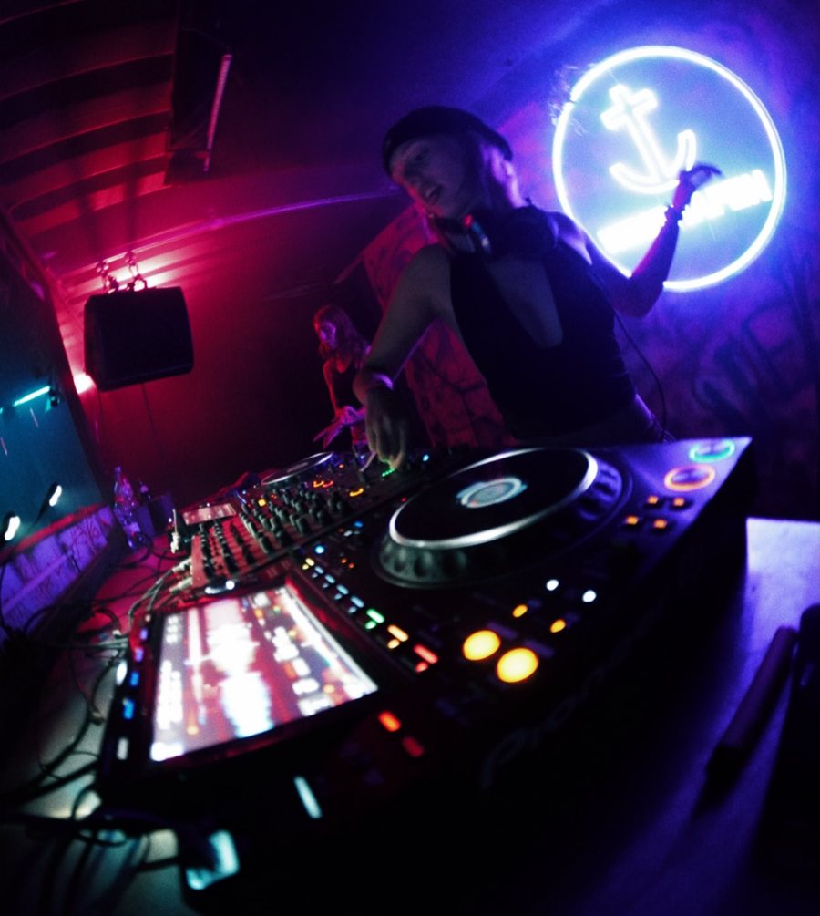 M!M! behind the decks at Westhafen Leipzig